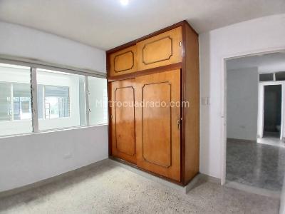 Casa de 4 alcobas en arriendo en Lorena, Medellín, 210 m² · foto 13 de 20