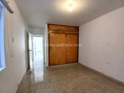 Casa de 4 alcobas en arriendo en Lorena, Medellín, 210 m² · foto 15 de 20