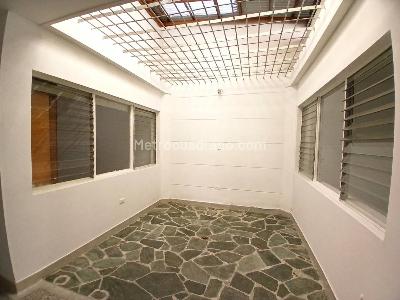Casa de 4 alcobas en arriendo en Lorena, Medellín, 210 m² · foto 6 de 20
