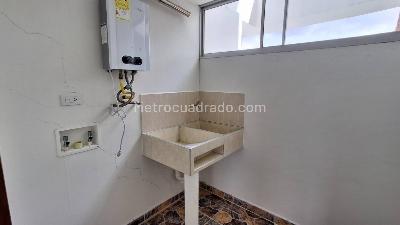 Apartamento de 3 alcobas en arriendo en San Antonio, Rionegro, 81 m² · foto 16 de 19