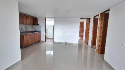 Apartamento de 3 alcobas en arriendo en San Antonio, Rionegro, 81 m² · foto 2 de 19