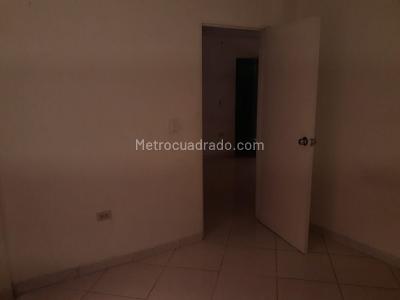 Apartamento de 2 alcobas en arriendo en Boston, Medellín, 62 m² · foto 10 de 15