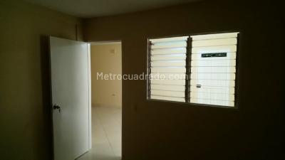 Apartamento de 2 alcobas en arriendo en Boston, Medellín, 62 m² · foto 3 de 15