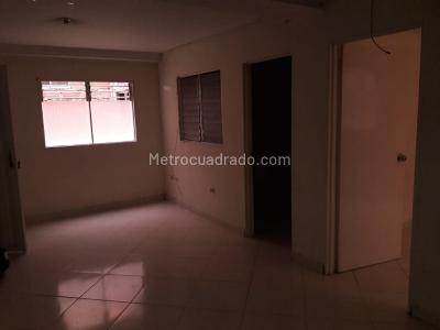 Apartamento de 2 alcobas en arriendo en Boston, Medellín, 62 m² · foto 4 de 15