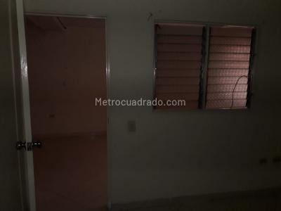 Apartamento de 2 alcobas en arriendo en Boston, Medellín, 62 m² · foto 8 de 15