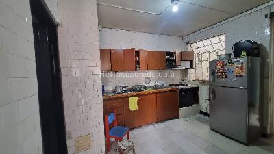 Casa de 5 alcobas en venta en Galerias Sears, Bogotá, 296 m² · foto 8 de 16