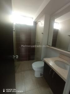 Apartamento de 3 alcobas en venta en Ciudad Jardin, Cali, 78 m² · foto 18 de 20