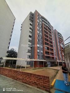 Apartamento de 3 alcobas en venta en Ciudad Jardin, Cali, 78 m² · foto 4 de 20
