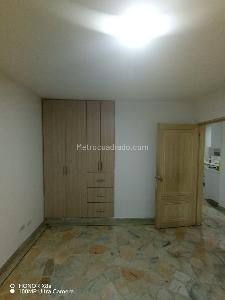 Casa de 4 alcobas en arriendo en Manzanares, Cali, 735 m² · foto 9 de 17