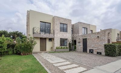 Casa de 3 alcobas en venta en Cajica, Cajicá, 334 m² · foto 3 de 15