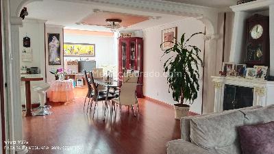 Casa de 5 alcobas en venta en Urbanizacion Las Quintas, Tunja, 215 m² · foto 11 de 20