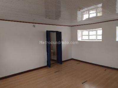 Casa de 5 alcobas en arriendo en Las Nieves, Tunja, 198 m² · foto 12 de 20