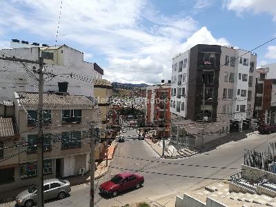 Apartamento de 2 alcobas en venta en Barrio Los Cristales, Tunja, 82 m² · foto 4 de 20
