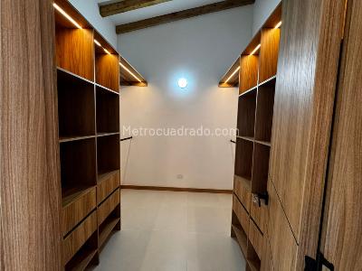 Casa de 4 alcobas en venta en San Antonio De Pereira, Rionegro, 186 m² · foto 14 de 20