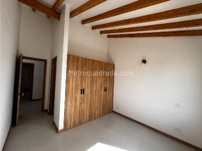 Casa de 4 alcobas en venta en San Antonio De Pereira, Rionegro, 186 m² · foto 16 de 20