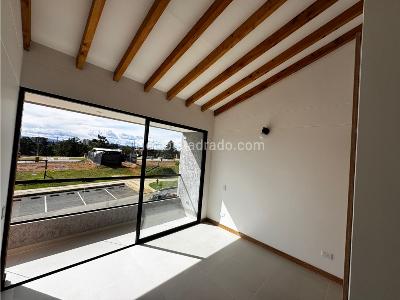 Casa de 4 alcobas en venta en San Antonio De Pereira, Rionegro, 186 m² · foto 18 de 20