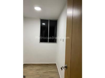Apartamento de 3 alcobas en venta en Via Rionegro Marinilla, Rionegro, 57 m² · foto 2 de 14