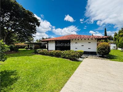 Casa de 3 alcobas en venta en Llanogrande, Rionegro, 1200 m² · foto 2 de 18