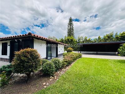 Casa de 3 alcobas en venta en Llanogrande, Rionegro, 1200 m² · foto 4 de 18