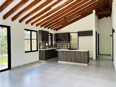 Casa de 3 alcobas en venta en Llanogrande, Rionegro, 1200 m² · foto 7 de 18