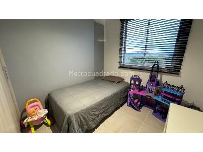 Apartamento de 3 alcobas en venta en San Antonio De Pereira, Rionegro, 78 m² · foto 3 de 13