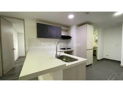 Apartamento de 3 alcobas en venta en Sabaneta, Sabaneta, 67 m² · foto 3 de 15