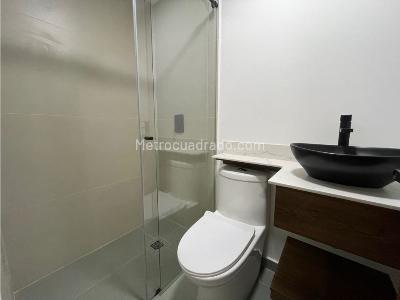 Apartamento de 3 alcobas en venta en Laureles, Medellín, 156 m² · foto 12 de 20