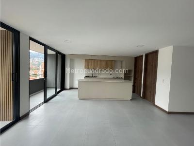 Apartamento de 3 alcobas en venta en Laureles, Medellín, 156 m² · foto 18 de 20