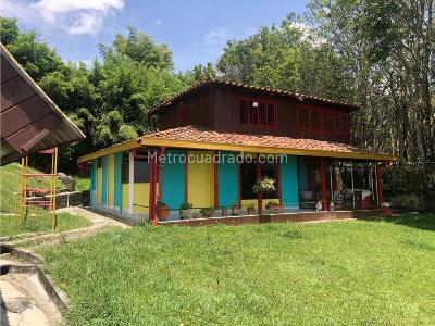 Casa de 3 alcobas en venta en San Felix, Medellín · foto 5 de 20