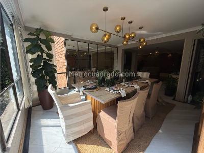 Apartamento de 3 alcobas en venta en El Poblado, Medellín, 260 m² · foto 5 de 20