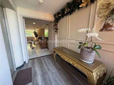 Apartamento de 3 alcobas en venta en El Poblado, Medellín, 260 m² · foto 13 de 20