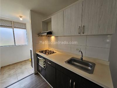 Apartamento en venta en Suramerica, Itagüí · foto 3 de 8