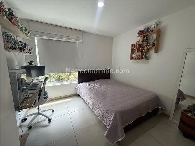 Apartamento de 3 alcobas en venta en Estadio, Medellín, 84 m² · foto 12 de 19