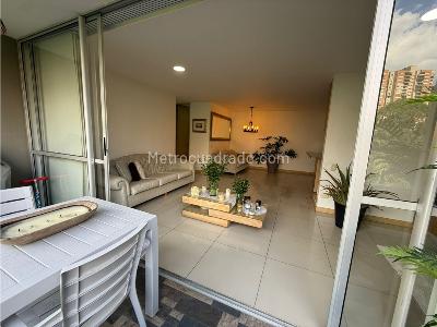 Apartamento de 3 alcobas en venta en San Jose, Sabaneta, 95 m² · foto 9 de 17