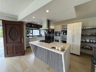 Casa de 4 alcobas en venta en Copacabana, Medellín, 400 m² · foto 12 de 20