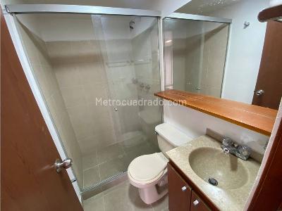 Apartamento de 3 alcobas en venta en Sabaneta, Sabaneta, 75 m² · foto 9 de 14