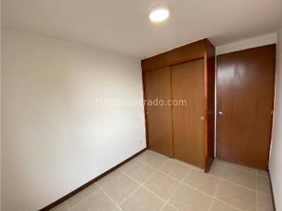 Apartamento de 3 alcobas en venta en Sabaneta, Sabaneta, 75 m² · foto 12 de 14