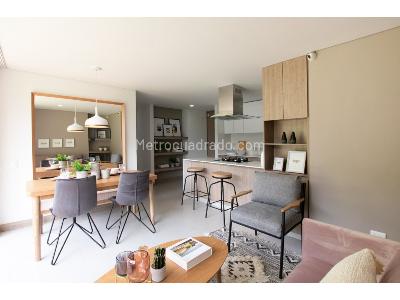 Apartamento de 3 alcobas en venta en Sabaneta, Sabaneta, 63 m² · foto 2 de 14