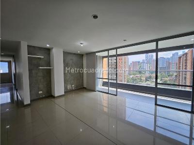 Apartamento de 3 alcobas en venta en San Jose, Sabaneta, 130 m² · foto 2 de 17