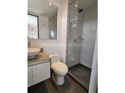 Apartamento de 3 alcobas en venta en San Jose, Sabaneta, 130 m² · foto 9 de 17