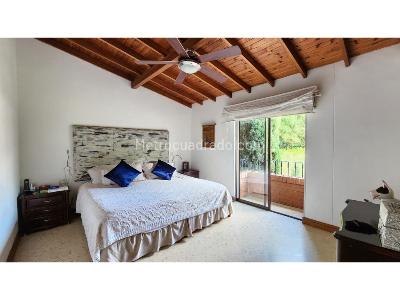 Casa de 3 alcobas en venta en Sabaneta, Sabaneta, 140 m² · foto 13 de 20