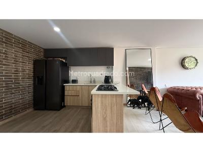 Apartamento de 2 alcobas en venta en Las Antillas, Envigado, 80 m² · foto 4 de 20