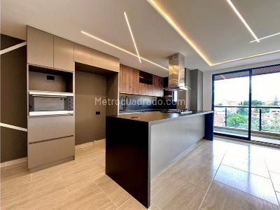 Apartamento de 4 alcobas en venta en Belen, Medellín, 200 m² · foto 4 de 20