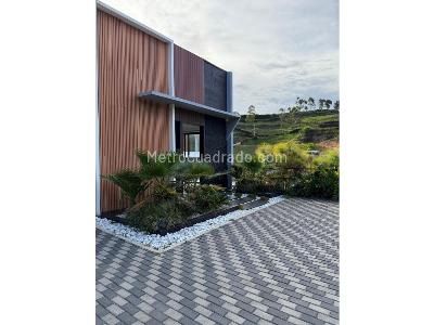 Casa de 5 alcobas en venta en Rionegro, Rionegro, 2000 m² · foto 3 de 20