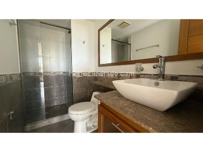 Apartamento de 3 alcobas en venta en Las Lomitas, Sabaneta, 110 m² · foto 16 de 20