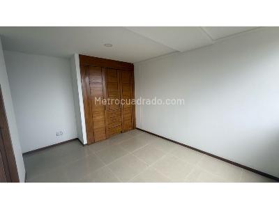 Apartamento de 3 alcobas en venta en Las Lomitas, Sabaneta, 110 m² · foto 17 de 20