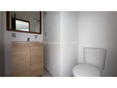 Apartamento de 3 alcobas en venta en Las Lomitas, Sabaneta, 110 m² · foto 9 de 20