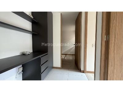 Apartamento de 3 alcobas en venta en Sabaneta, Sabaneta, 62 m² · foto 15 de 20