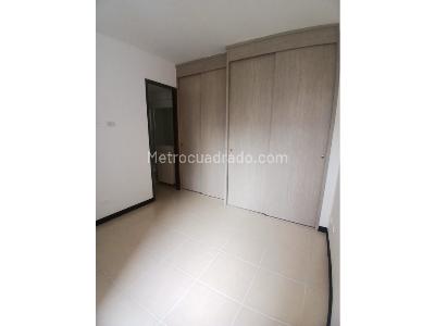 Apartamento de 3 alcobas en venta en Sabaneta, Sabaneta, 68 m² · foto 3 de 15