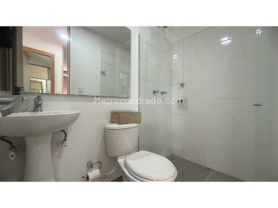 Apartamento de 2 alcobas en venta en Las Lomitas, Sabaneta, 62 m² · foto 12 de 20